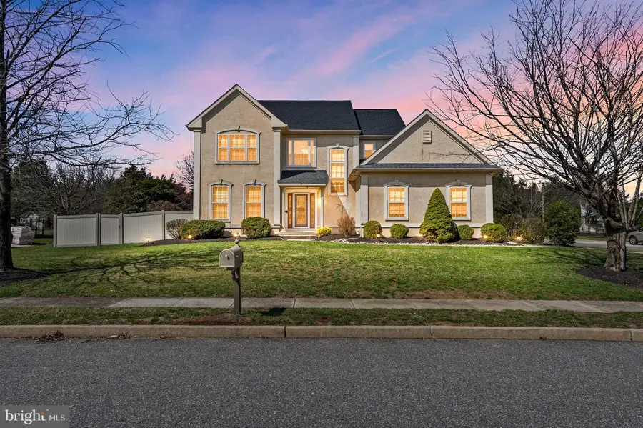 9 Waters Edge Dr, Riverside, NJ 08075 - #3