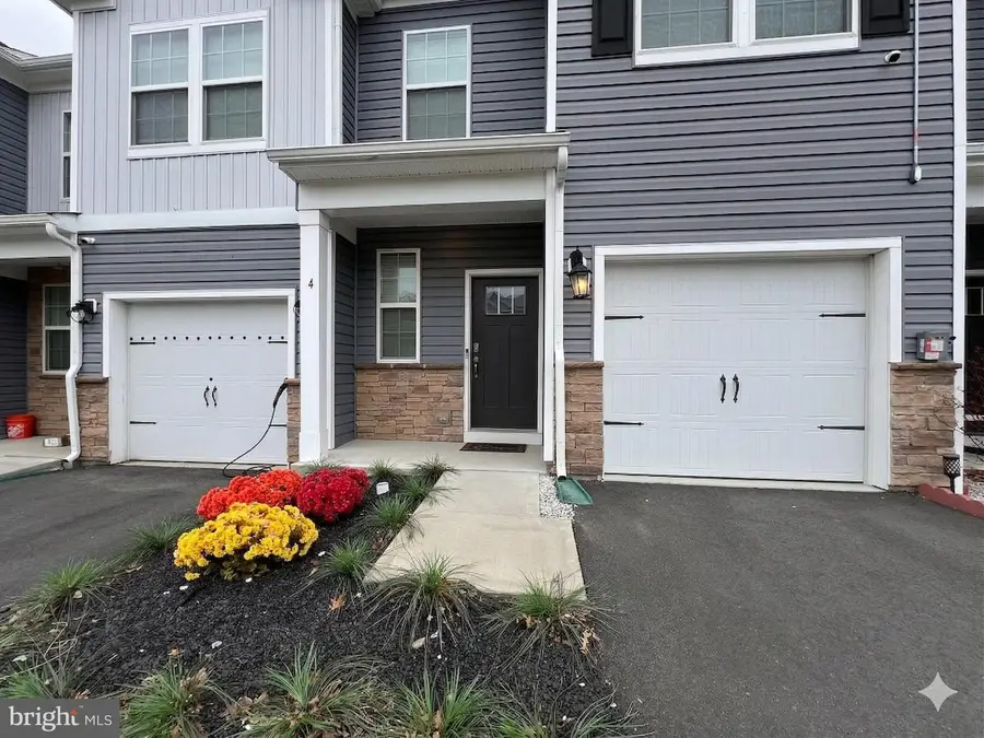 4 Peregrine Way, Burlington, NJ 08016 - #2