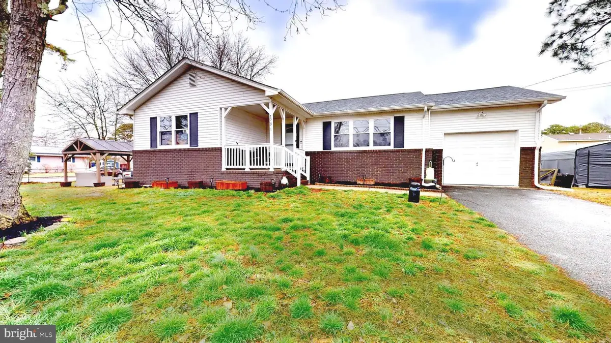 301 Cherokee Dr, Browns Mills, NJ 08015 - #1