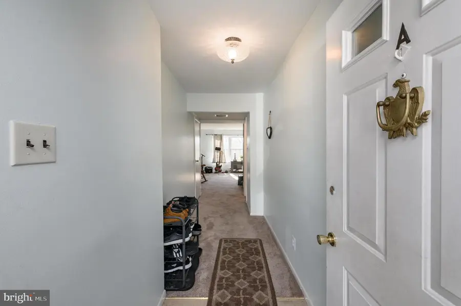 127 Chaucer Rd, Mount Laurel, NJ 08054 - #3