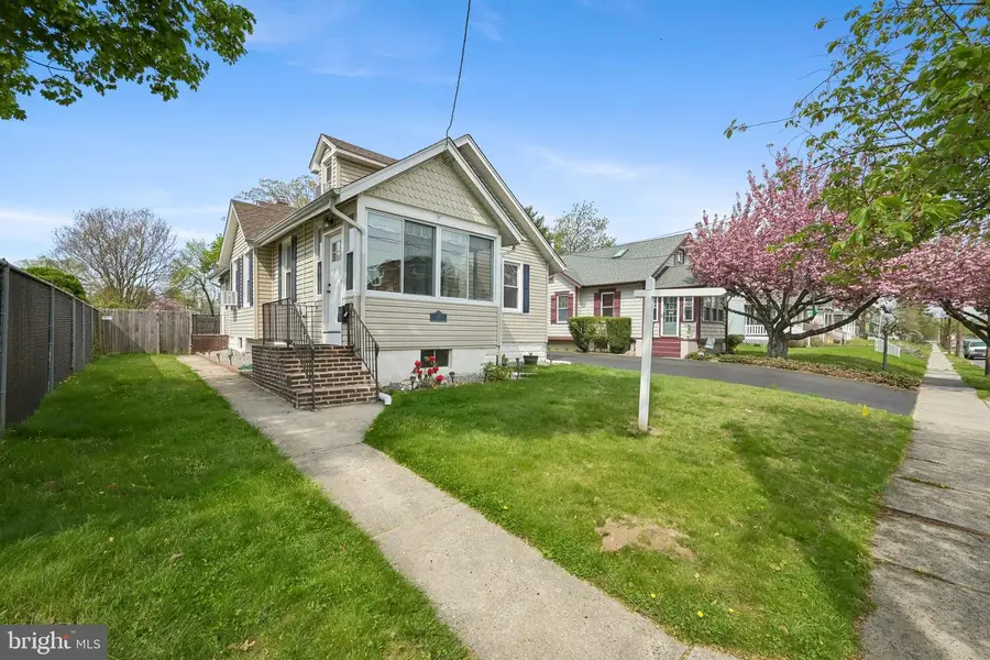 323 Maple Ave, Delanco, NJ 08075 - #2