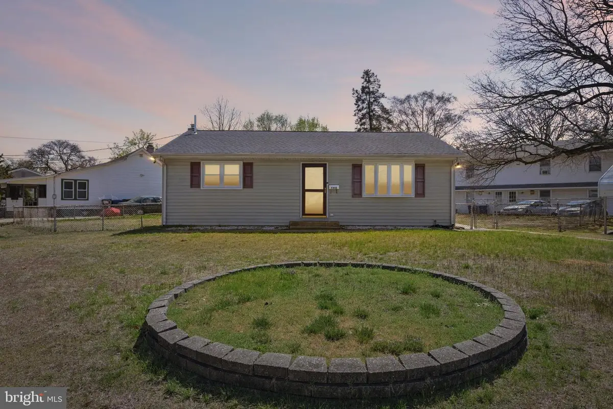 600 Bem St, Riverside, NJ 08075 - #1