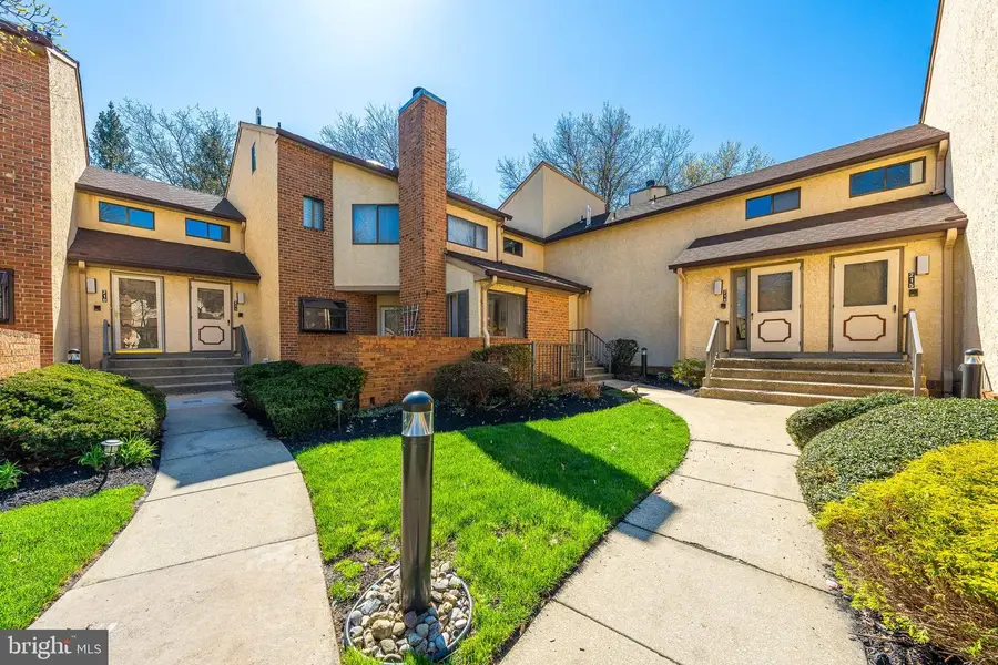 213 Augusta Cir, Mount Laurel, NJ 08054 - #2