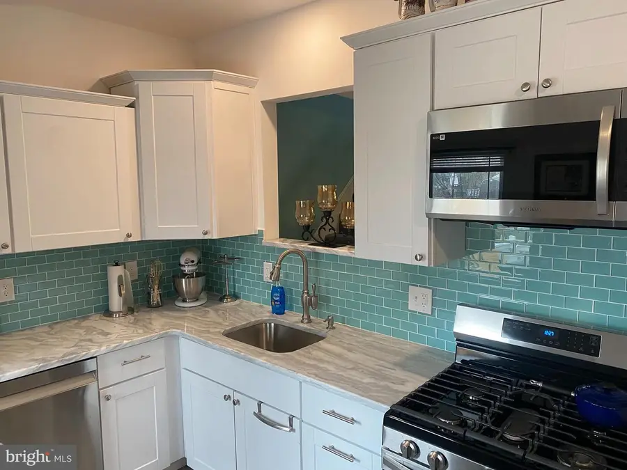 84 E Burlington St, Bordentown, NJ 08505 - #3