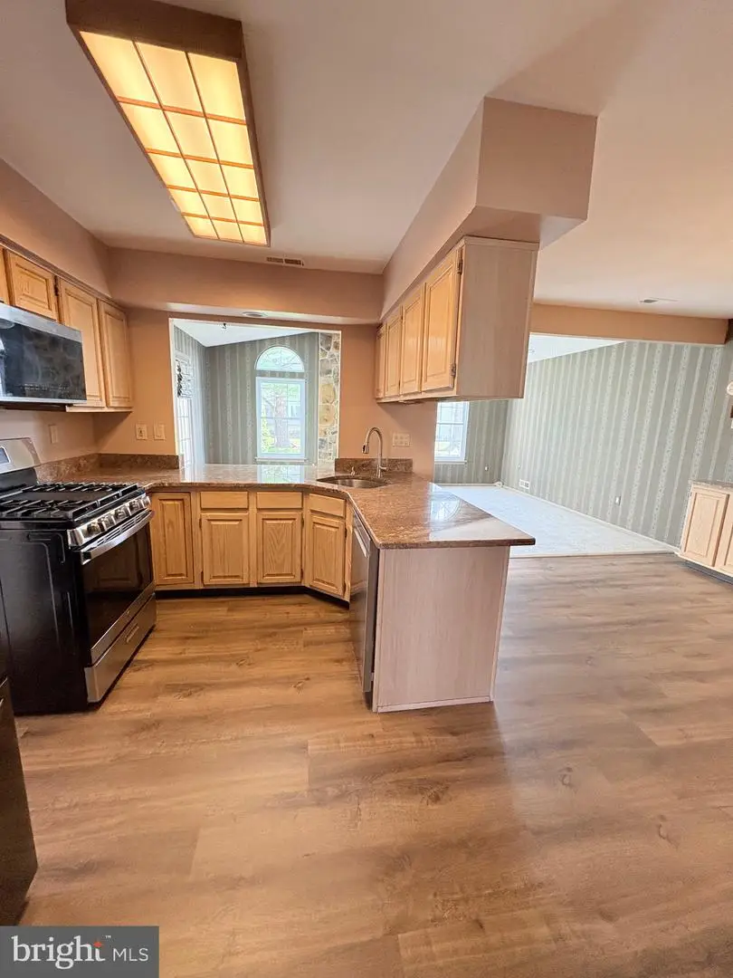 111 Sandhurst Dr, Mount Laurel, NJ 08054 - #3