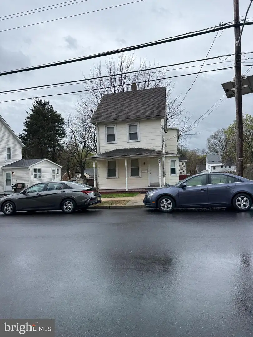 344 Ridgway St, Mount Holly, NJ 08060 - #1