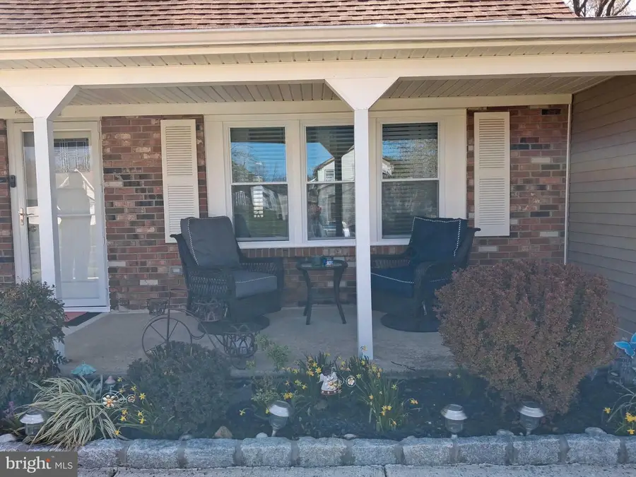 41 Evergreen Dr, Willingboro, NJ 08046 - #3