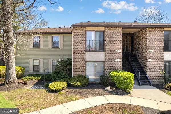 24-b W Bluebell Ln, MOUNT LAUREL, NJ 08054