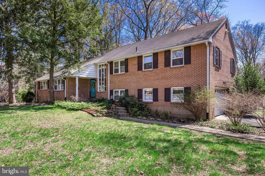 52 Westbrook Dr, Moorestown, NJ 08057 - #2