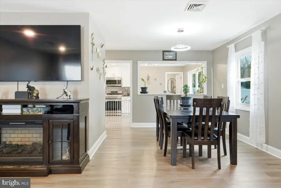 126 Millbrook Dr, Willingboro, NJ 08046 - #3