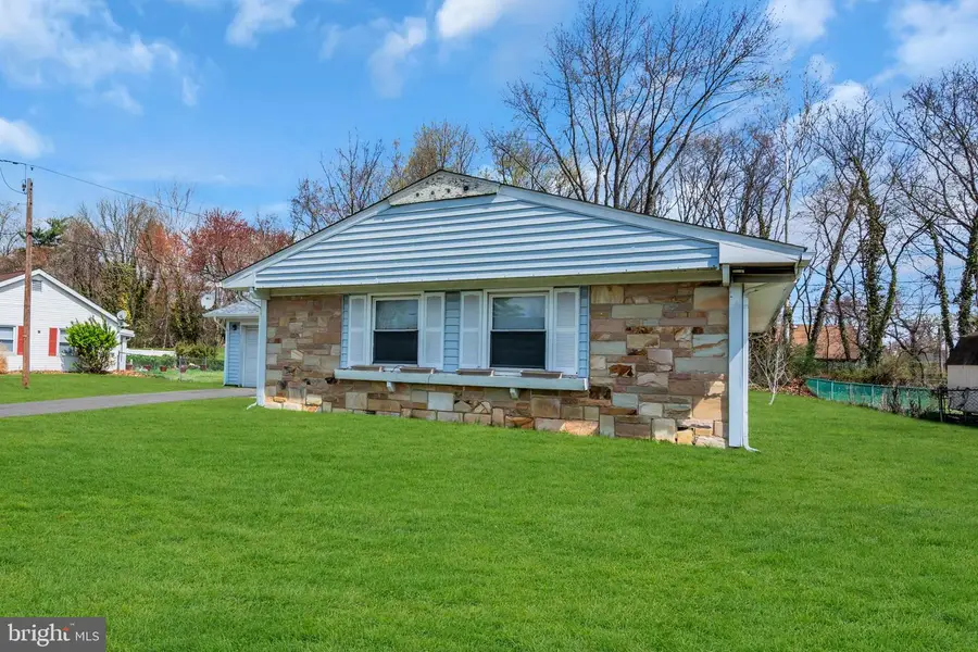 27 Genesee Ln, Willingboro, NJ 08046 - #2