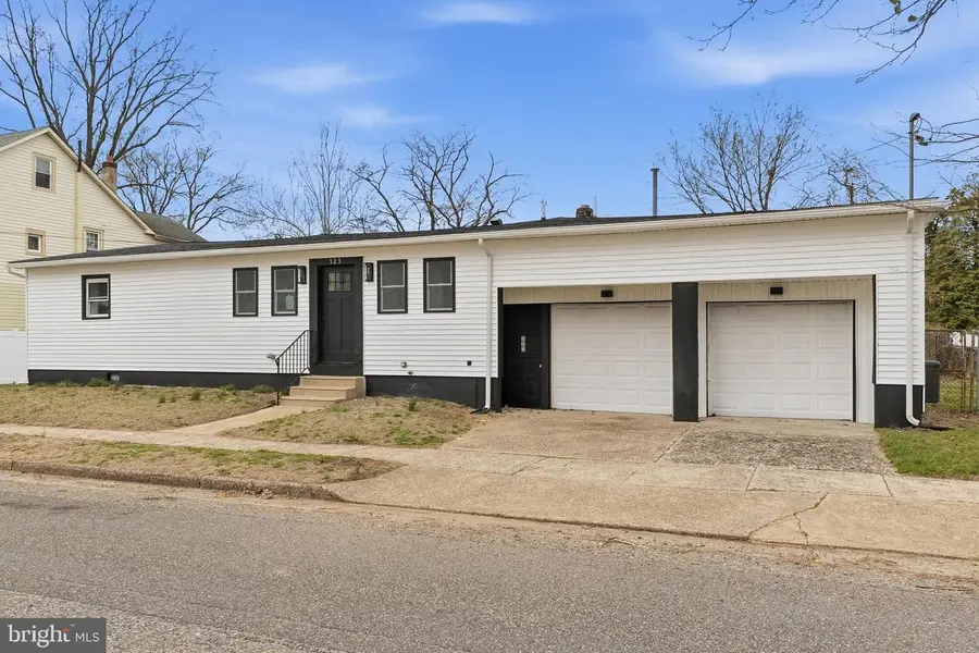 523 Front St, Palmyra, NJ 08065 - #3