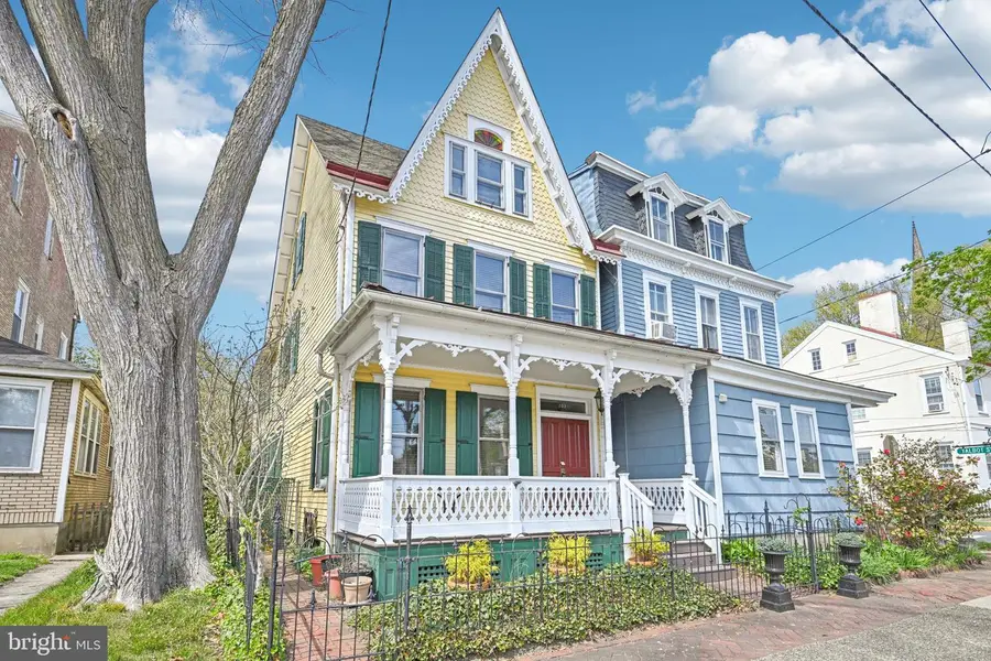 203 W Broad St, Burlington, NJ 08016 - #3