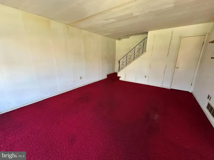 1038 Harbour Dr, Palmyra, NJ 08065 - #2