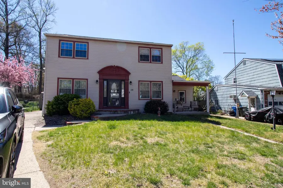 28 Wellington Pl, Burlington, NJ 08016 - #3