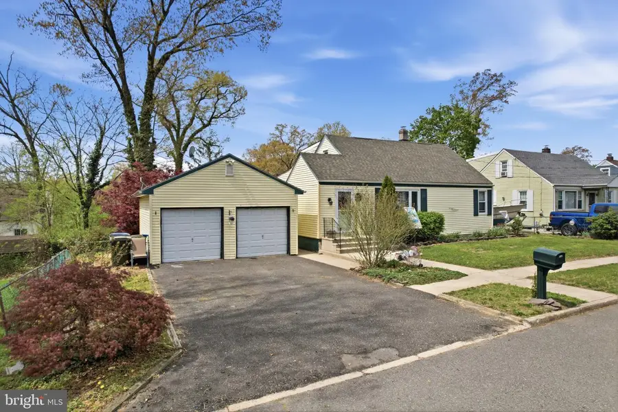 1408 Wall Ave, Burlington, NJ 08016 - #2