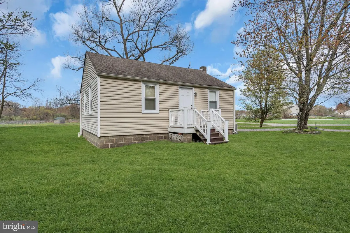 377 Jacobstown Cookstown Rd, Wrightstown, NJ 08562 - #1