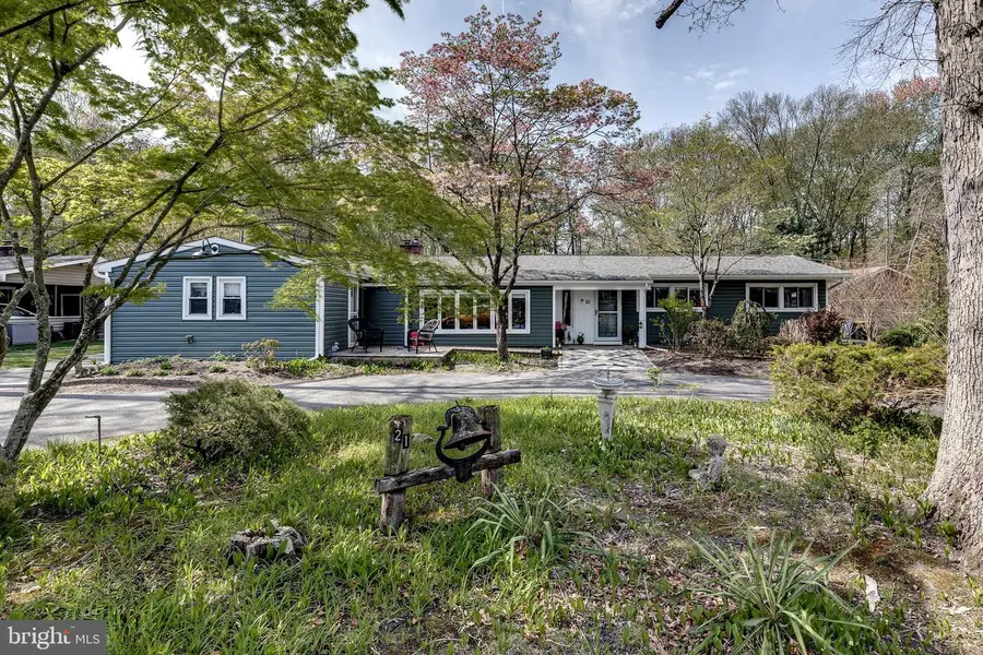 21 S Lakeside Dr W, Medford, NJ 08055 - #3