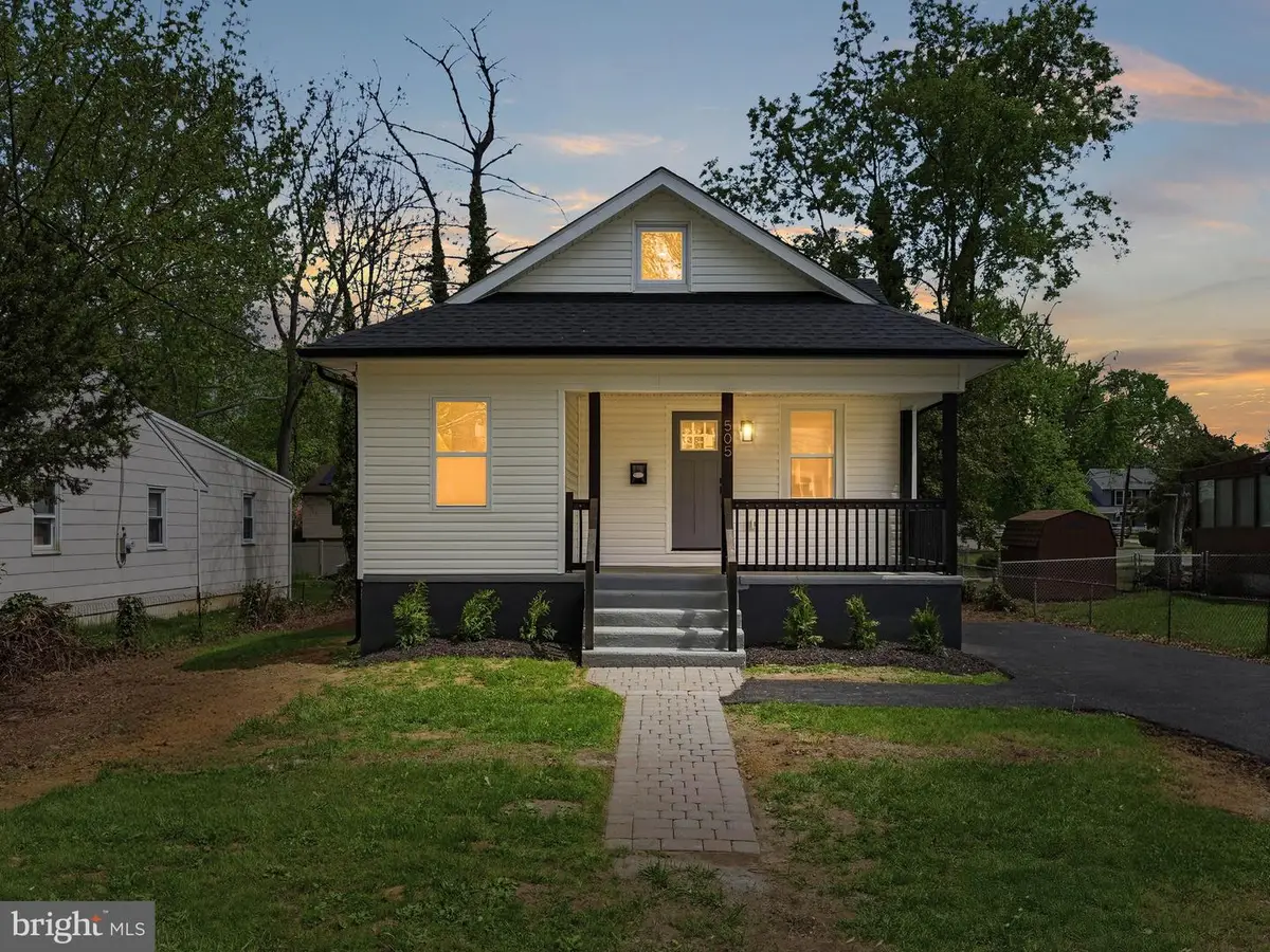 505 Greenwood Ave, Maple Shade, NJ 08052 - #1