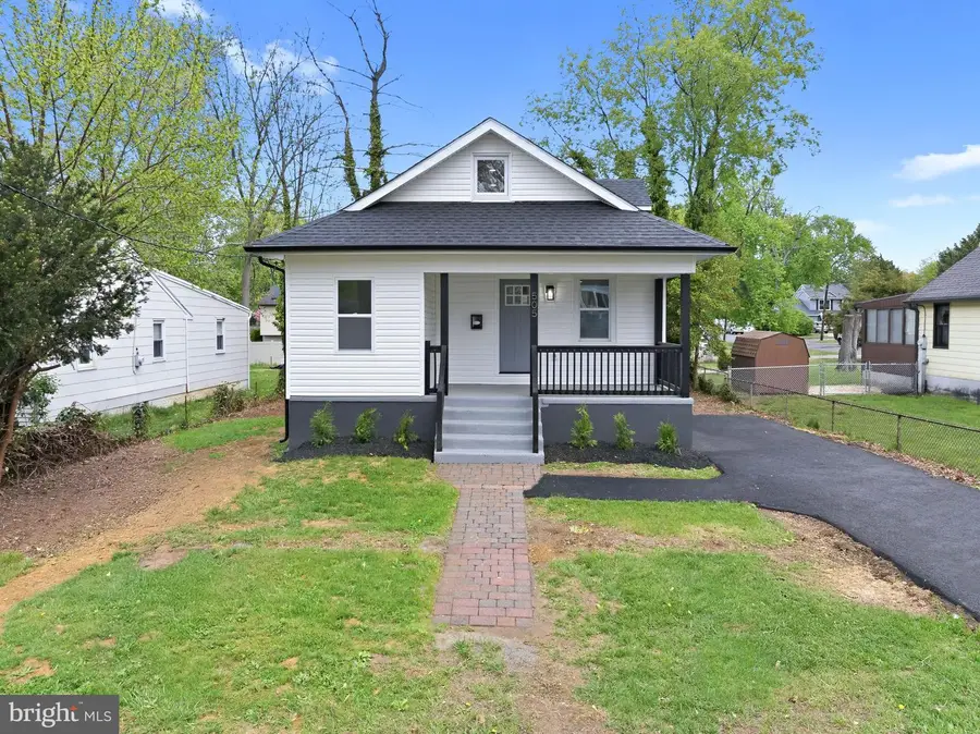 505 Greenwood Ave, Maple Shade, NJ 08052 - #2