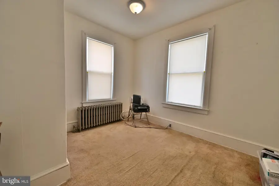 438 W 3rd St, Florence, NJ 08518 - #3