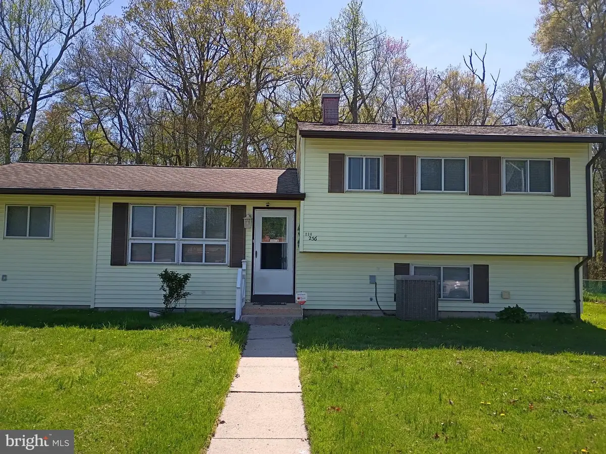 236 University Ave, Pemberton, NJ 08068 - #1