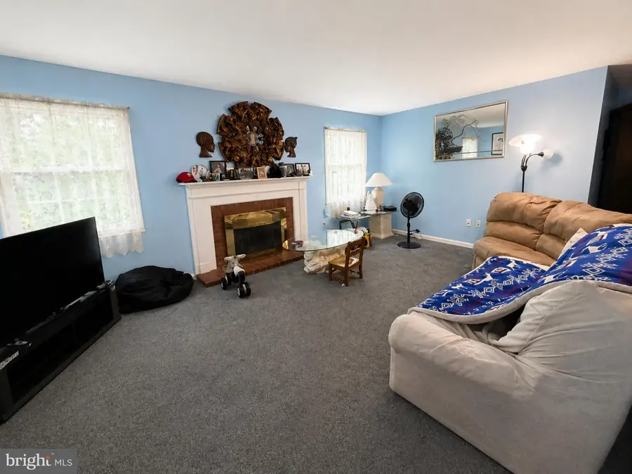 40 Trescott Ln, Willingboro, NJ 08046 - #2