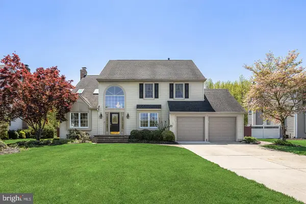 19 Old Republic Ln, MARLTON, NJ 08053