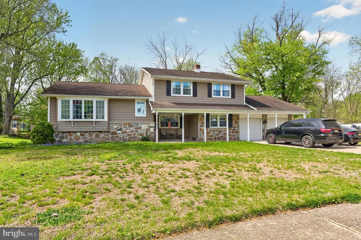 2803 Waterford Dr, Cinnaminson, NJ 08077 - #1