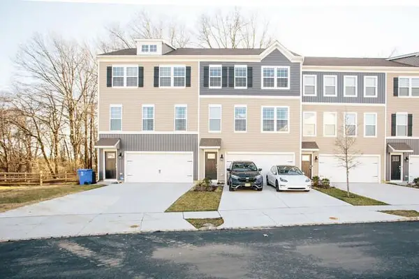 28 Foundry Blvd, MOUNT HOLLY, NJ 08060