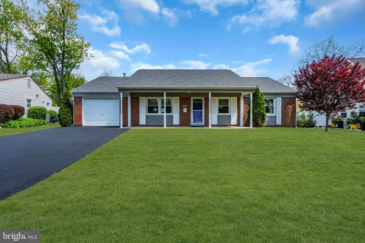 28 Norman Ln, Willingboro, NJ 08046 - #1