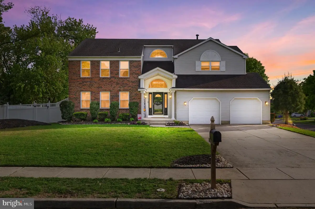 2301 Derby Dr, Cinnaminson, NJ 08077 - #1