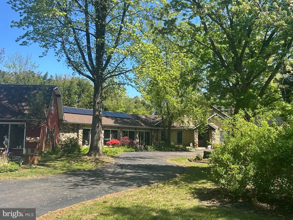 309 Creek Rd, Moorestown, NJ 08057 - #1