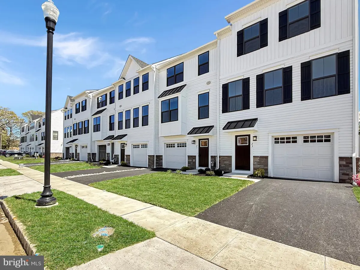 21 Domenica Dr, Moorestown, NJ 08057 - #1