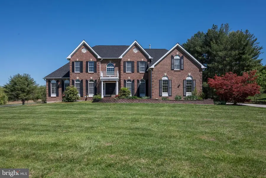 606 Mcelwee Rd, Moorestown, NJ 08057 - #2