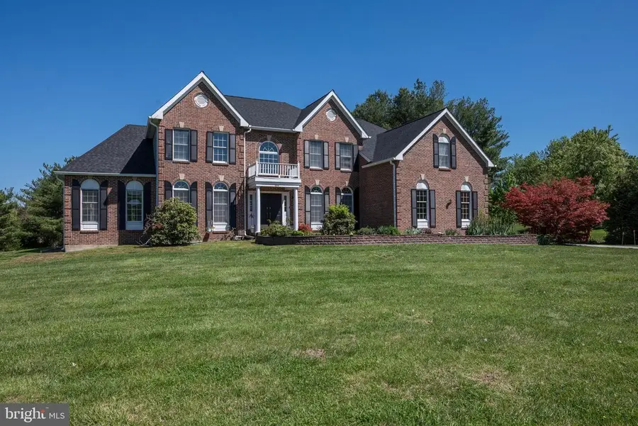 606 Mcelwee Rd, Moorestown, NJ 08057 - #3
