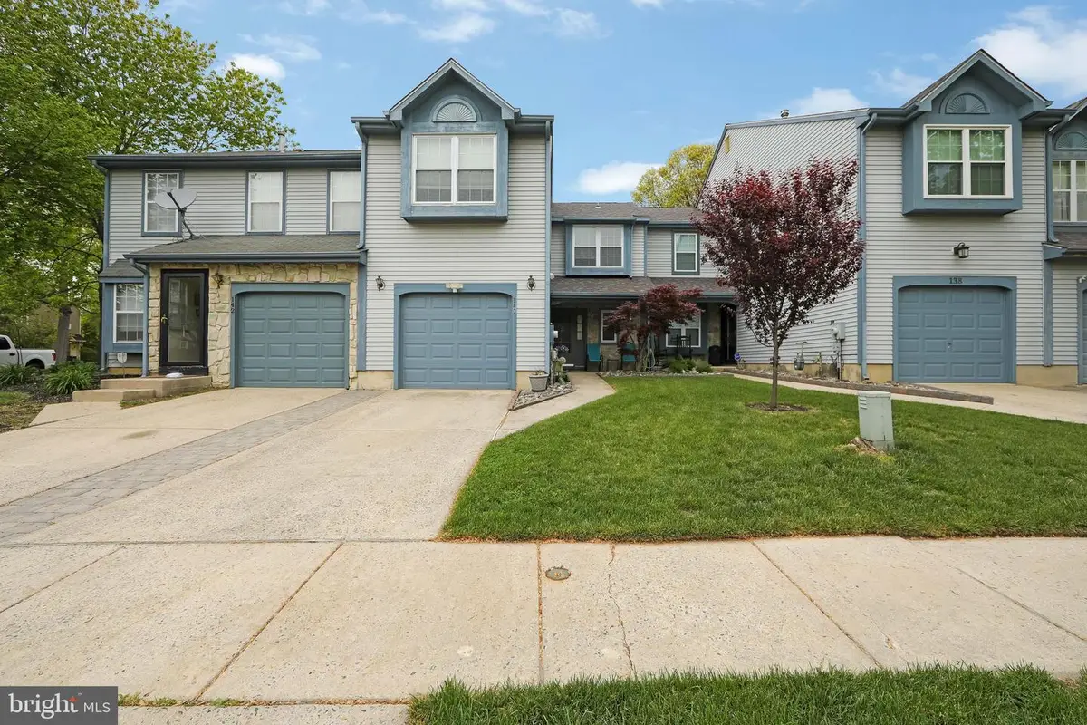 140 Kettlebrook Dr, Mount Laurel, NJ 08054 - #1