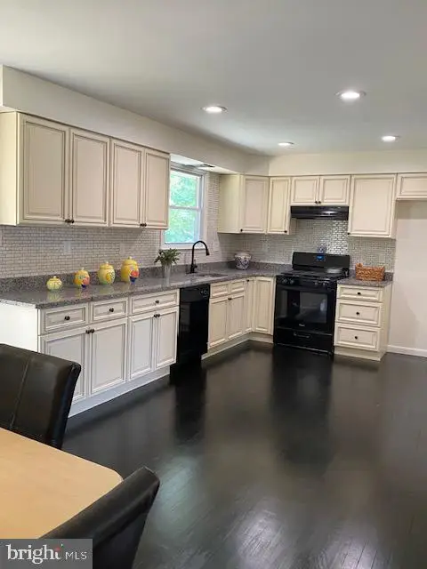 327 W Virginia Rd, Browns Mills, NJ 08015 - #3