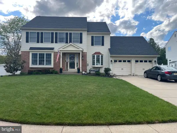 39 Old Republic Ln, MARLTON, NJ 08053