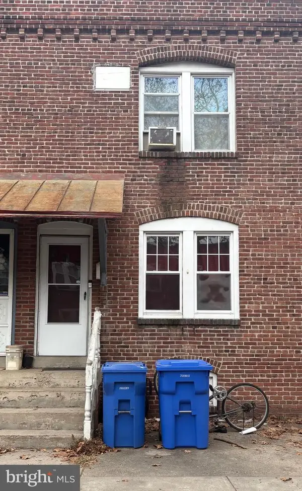 36 Amboy Ave, ROEBLING, NJ 08554