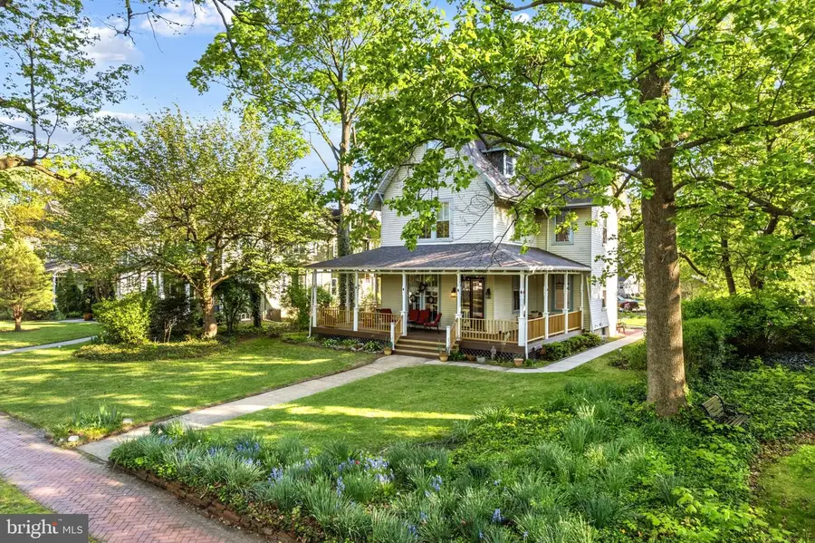 406 Lippincott Ave, Riverton, NJ 08077 - #2