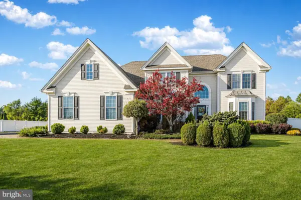 43 Oxford Cir, SOUTHAMPTON, NJ 08088