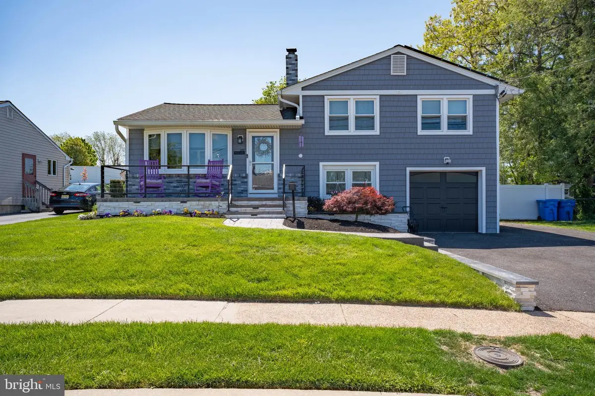 202 Hendrickson, Edgewater Park, NJ 08010 - #1