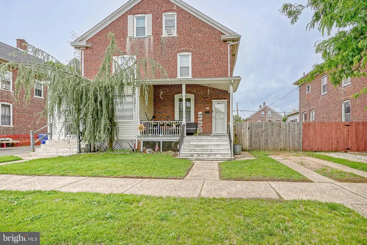 113 4th Ave, Roebling, NJ 08554 - #1