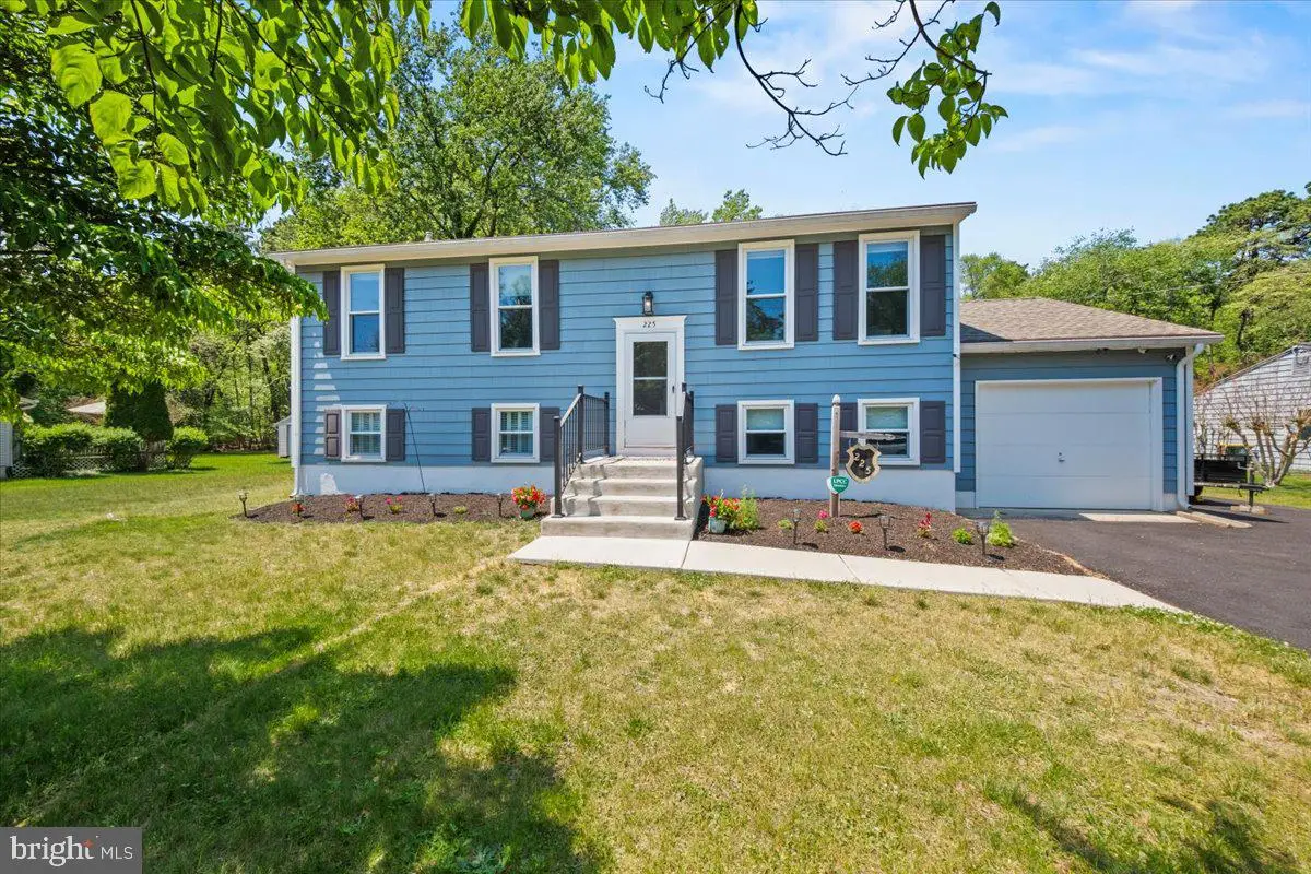 225 Pine Blvd, Medford, NJ 08055 - #1