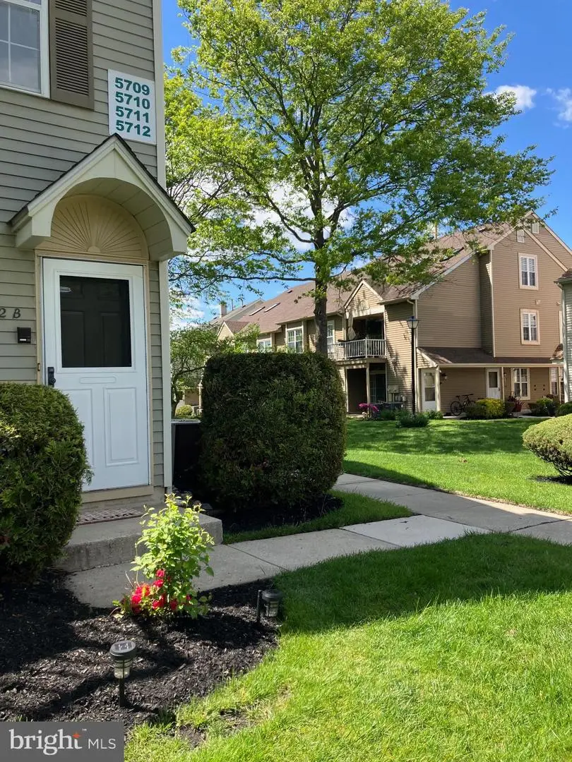 5712-b Adelaide Dr, Mount Laurel, NJ 08054 - #2