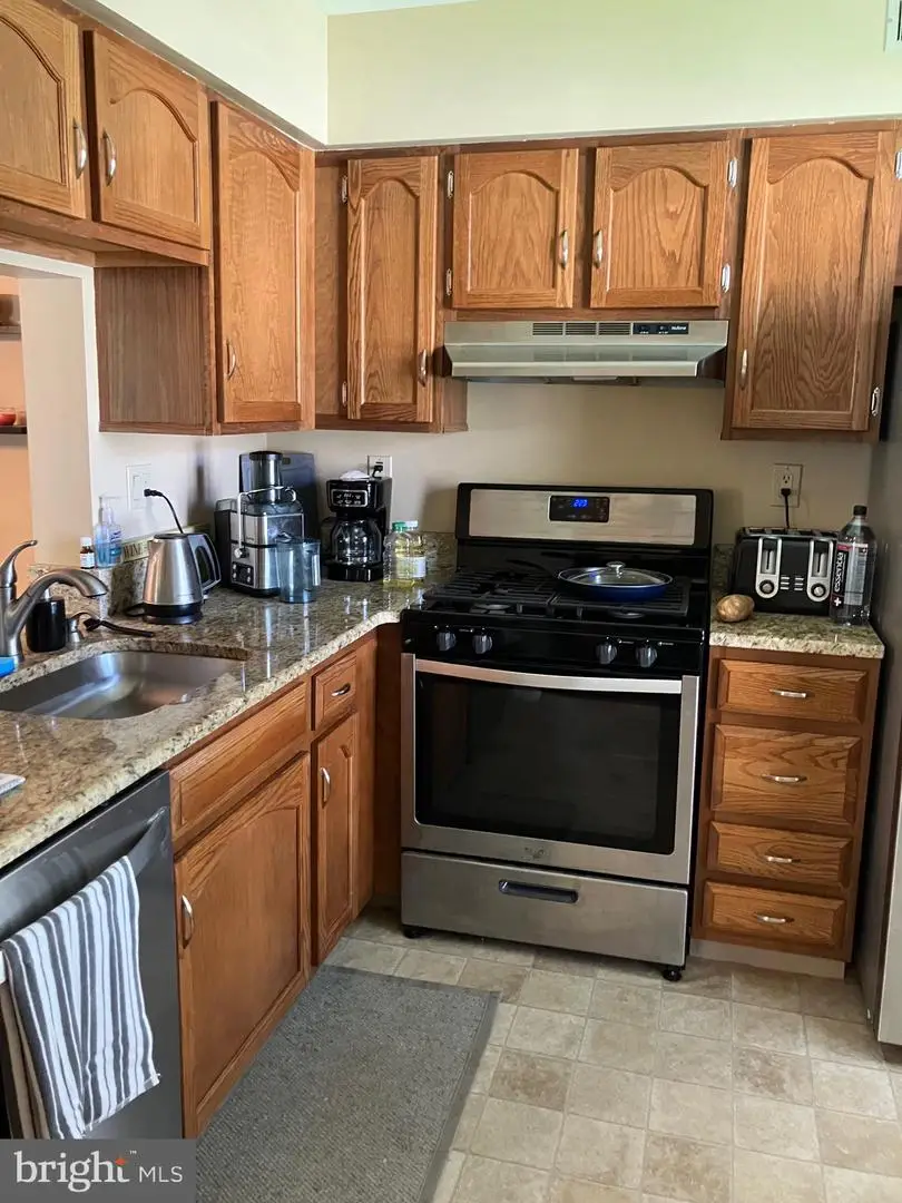 5712-b Adelaide Dr, Mount Laurel, NJ 08054 - #3
