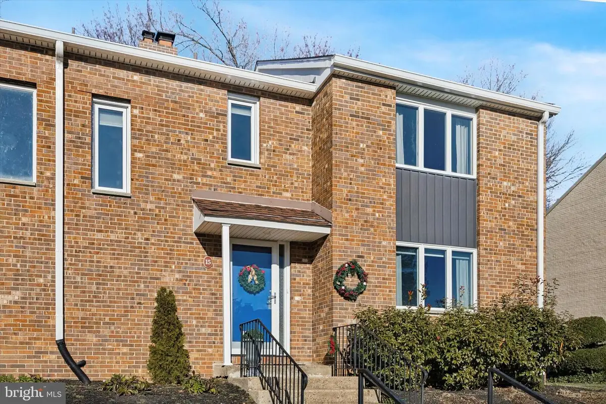 15 W Close, Moorestown, NJ 08057 - #1