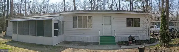 23 C Oakview Ct, SHAMONG, NJ 08088