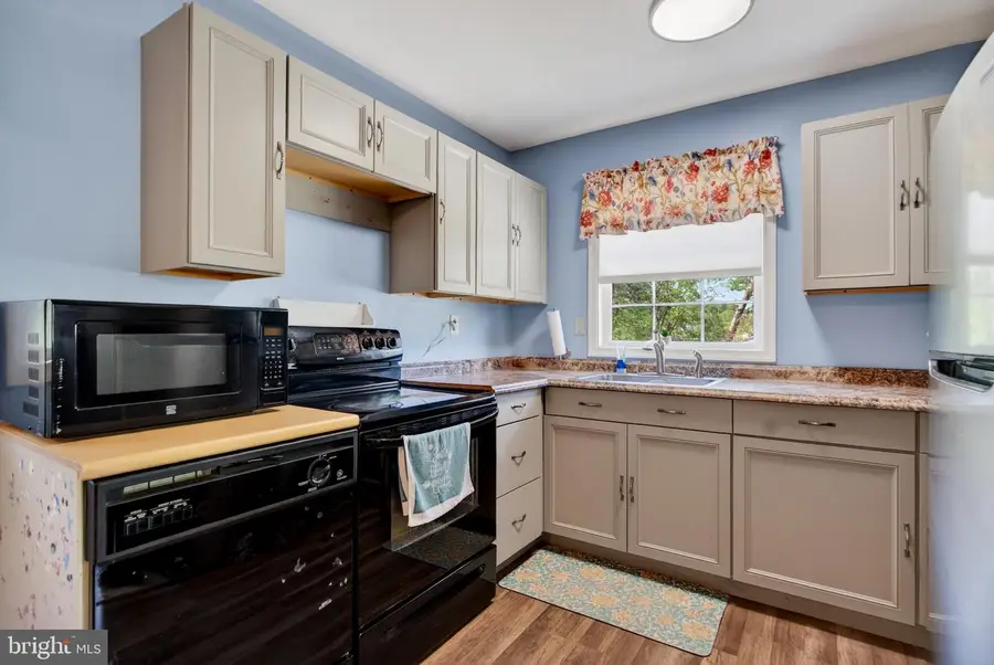 12 W Shore Dr, Leisuretowne, NJ 08088 - #3